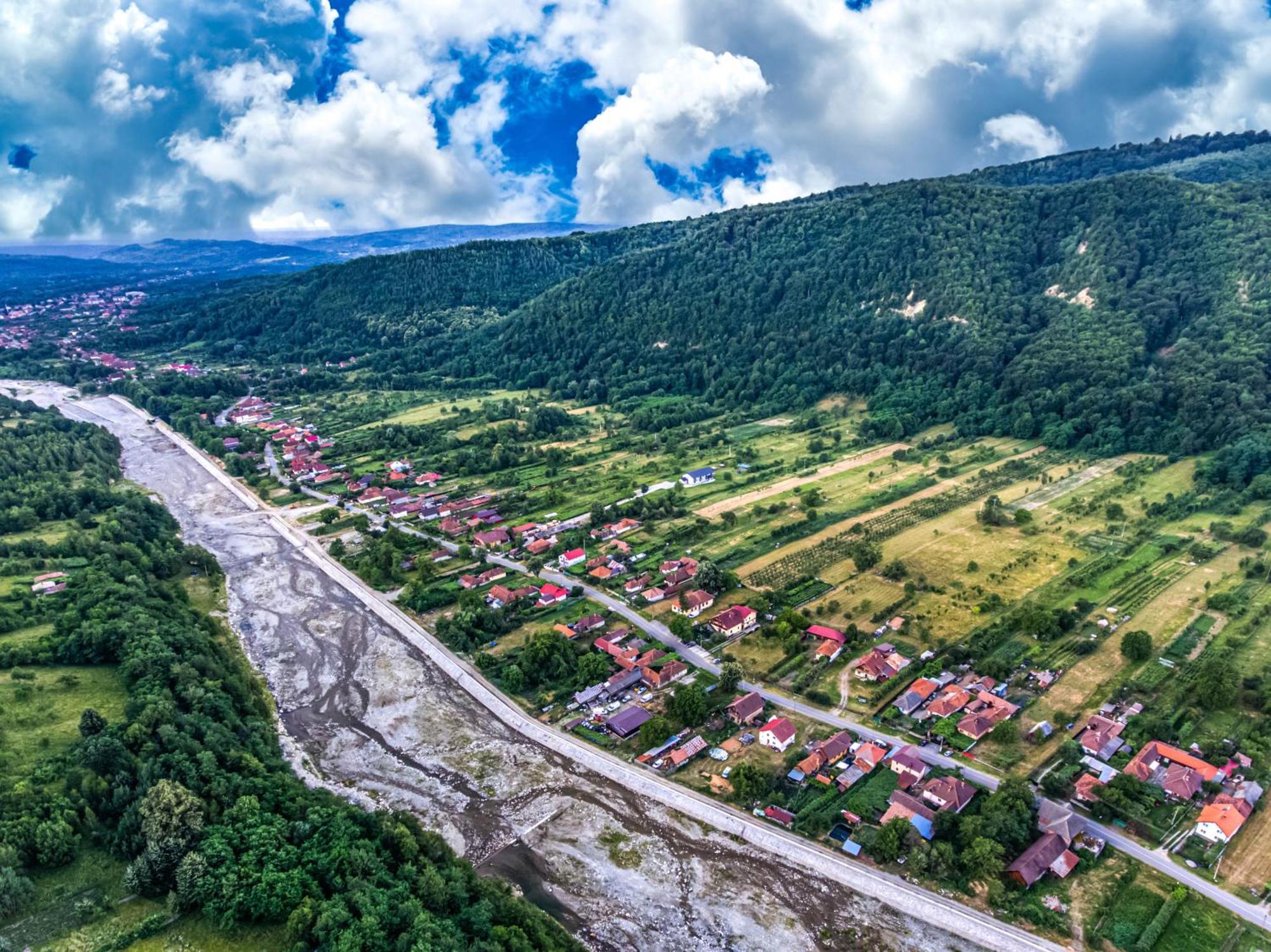 Transalpina Retreat Novaci-Străini Exterior foto
