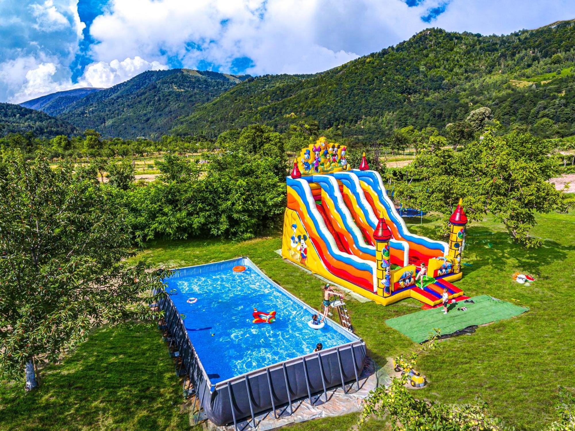 Transalpina Retreat Novaci-Străini Exterior foto